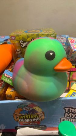 Sunny Days Squeeezy Tie Die Duck