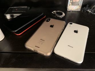 iPhone x xr xs Max & 11 for sale att cricket unlocked