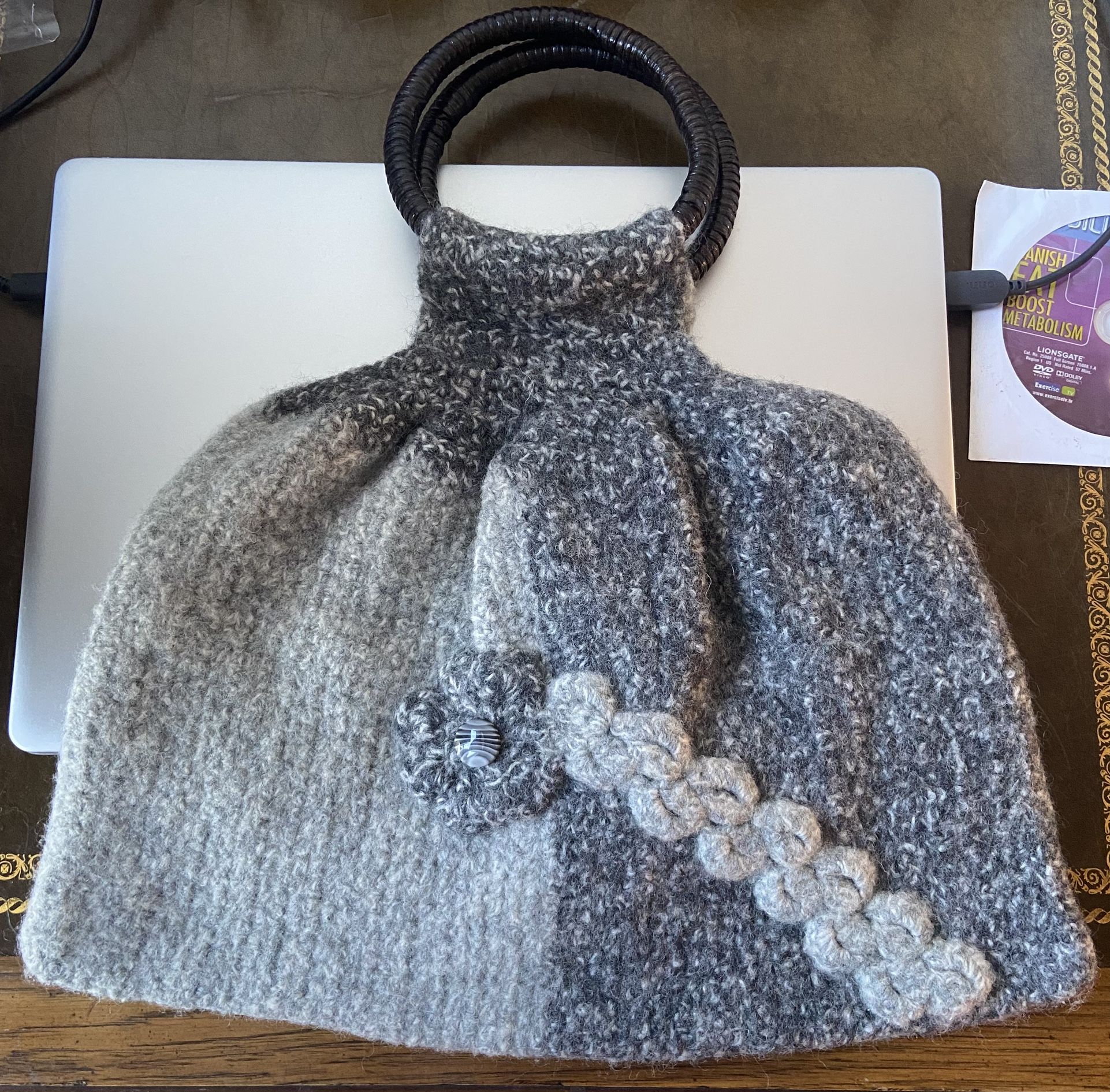 Handmade Wool Purse Shoulder Bag Gray Hobo Hippie Open Top Women Tote Bag