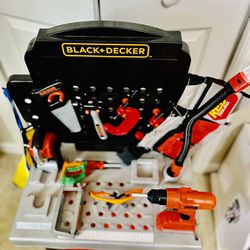 Black And decker kids Tool Bench for Sale in Belleview, FL - OfferUp
