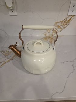 Cream Enamel Tea Kettle with Copper Accents