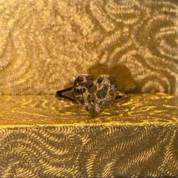 Gold heart nugget ring