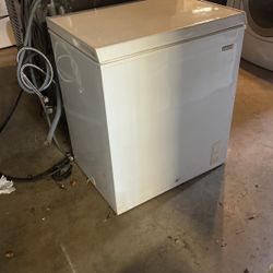 freezer excellent condition must sell today