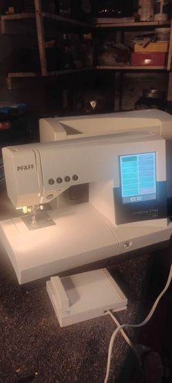 Makina de coser solo venir por eya garden grove