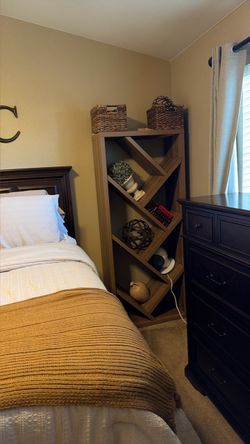 Book shelf