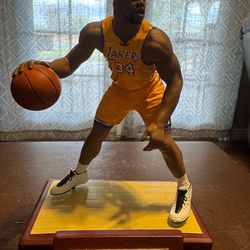 Shaquille O'neal “Salvino's Prestige Series” figurine - 1122/10,000