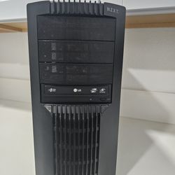 desktop pc case with parts