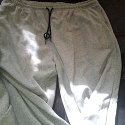 Mens, GRAY SWEAT SUIT NEW