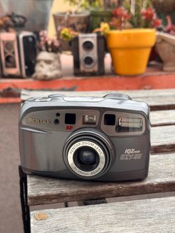 Vintage Pentax iqZoom EZY80 - 35mm film camera
