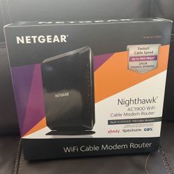 Nighthawk AC1900 WiFi Router 