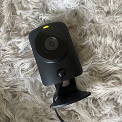 Simply Safe Indoor Camera 