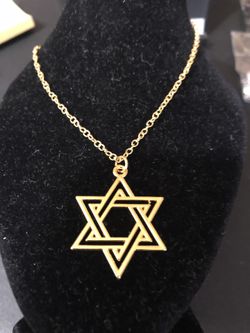 Men’s or women’s 14 kt gold filled Star of David pendant necklace