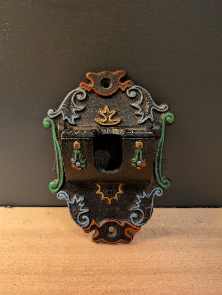 Vintage Cast Iron Match Holder
