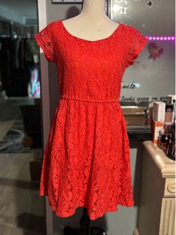 Xhiliration red lace dress