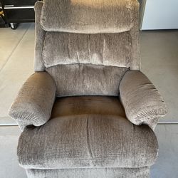 Lazy Boy Recliner 1 Yr Old