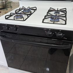 Gas Stove Great Condition MOVING SALE