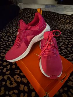 Pink nike