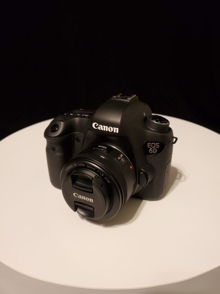 Canon 6D with 50mm and Viewfinder