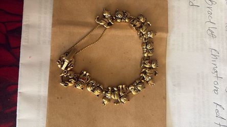 Cat bracelet
