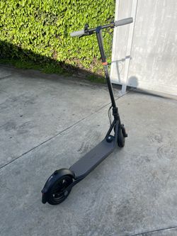 Electric Scooter (Ninebot KickScooter F25)