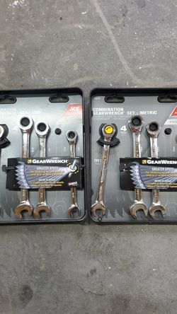 Ratchet wrench set. Standard and metric