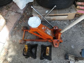 Set torres gato y cruseta  3 toneladas seminuevos buenas condiciones $140 obo