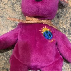Ty Beanie Baby Original. MILLENNIUM bear. Born January 1, 1999. #4226. Retired
