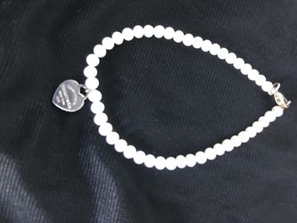 Tiffany pearl shop bracelet with heart