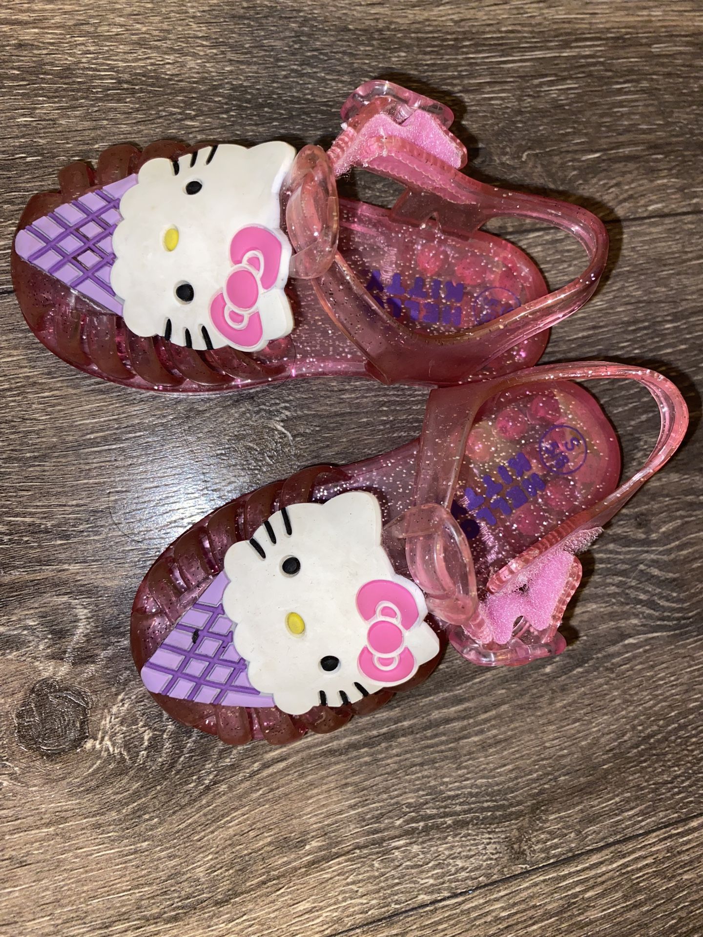 Hello Kitty Sandals