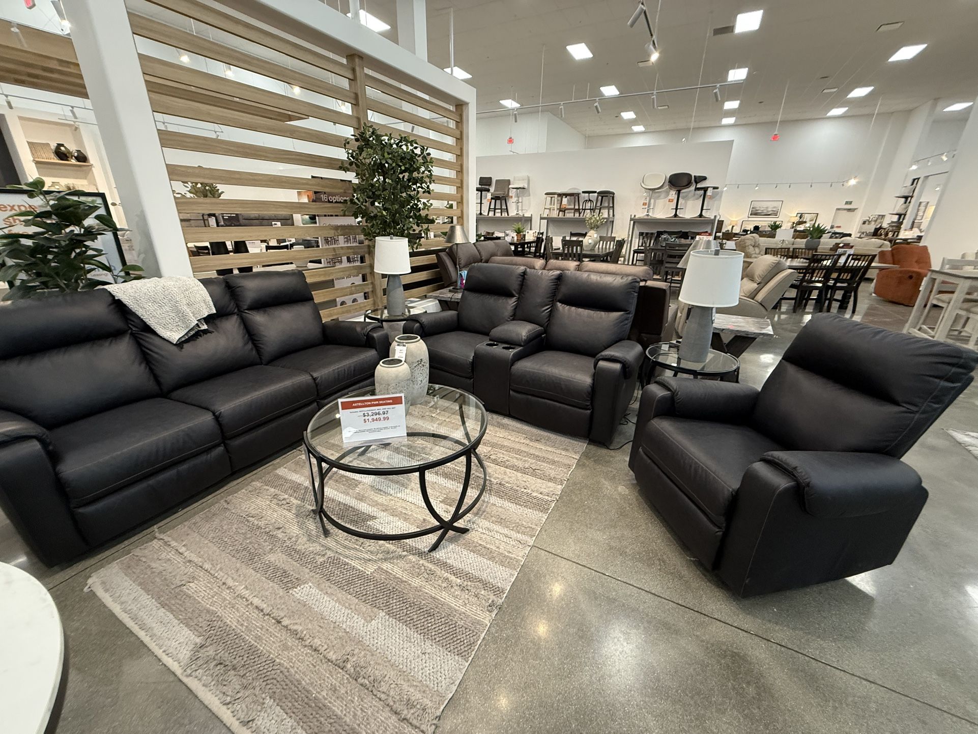 Brand New Reclining Sofa Set