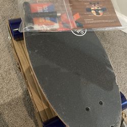 Summit Skateboard - Short Board - New 