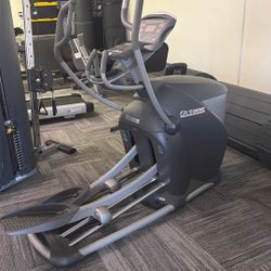 Commercial Elliptical Machine 