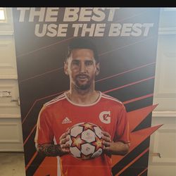 NEW LIONEL MESSI GATORADE WORLD CUP CARDBOARD STAND UP SIGN SUPER RARE MINT 