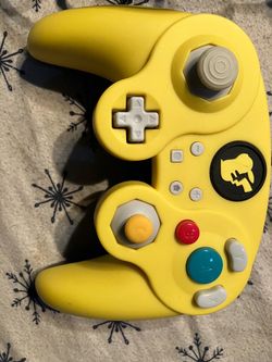 PowerA Pikachu Wireless GameCube-Style Controller