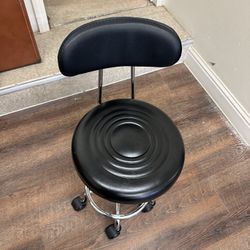 2 Stool Chairs