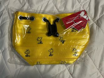Harvey's Peanuts Woodstock Medium Park Hopper (NEW IN BAG WITH TAG)