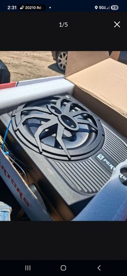 Subwoofer/ and amp Brand New in box