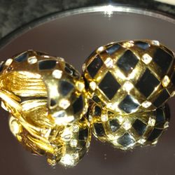 ST JOHN LARGE VINTAGE GOLD TONE CRYSTAL ENAMEL CLASSIC CLIP EARRINGS