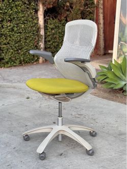 Knoll Generation Ergonomic Office Task Gaming Chair Green Desk Chair