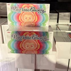 Labubu Big Into Energy 