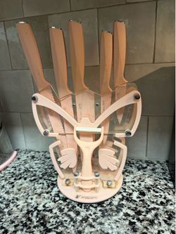 Pink kitchen knife set