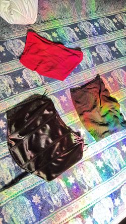 Bag Of Small Women’s Clothes 