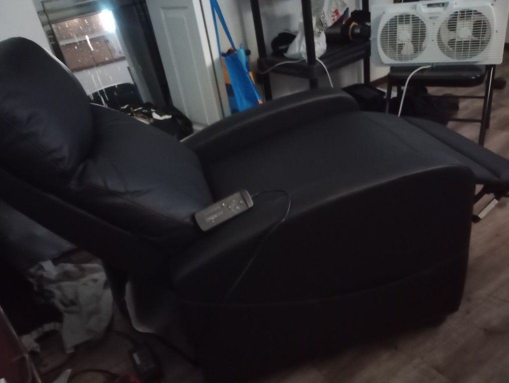 Reclining Massage Chair