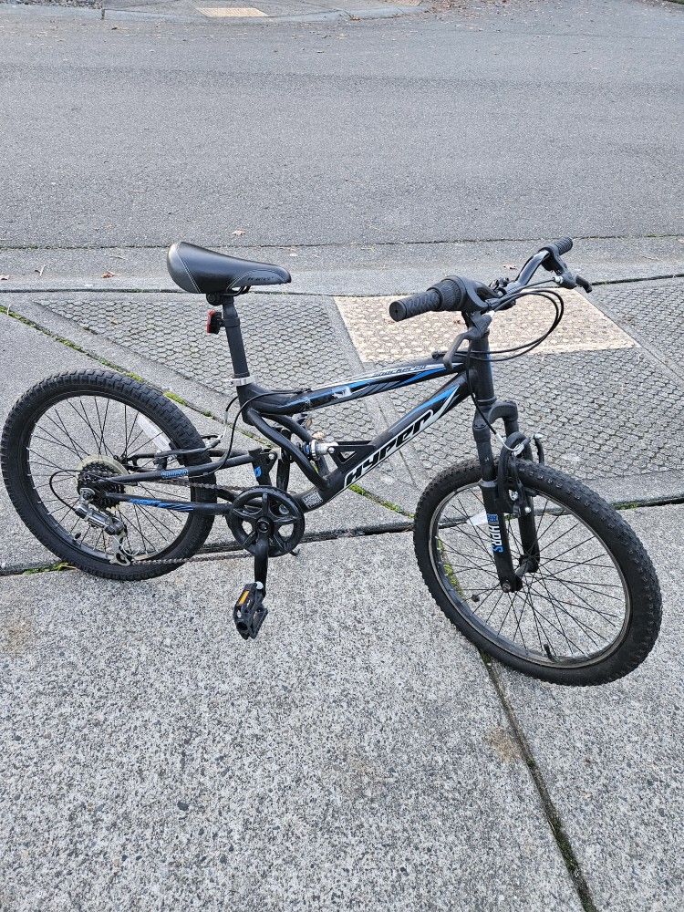 Kids Bike Hyper Shoker 20", Speed 7, Hand And Foot Brakes, 4-13 Years, Very Good Condition