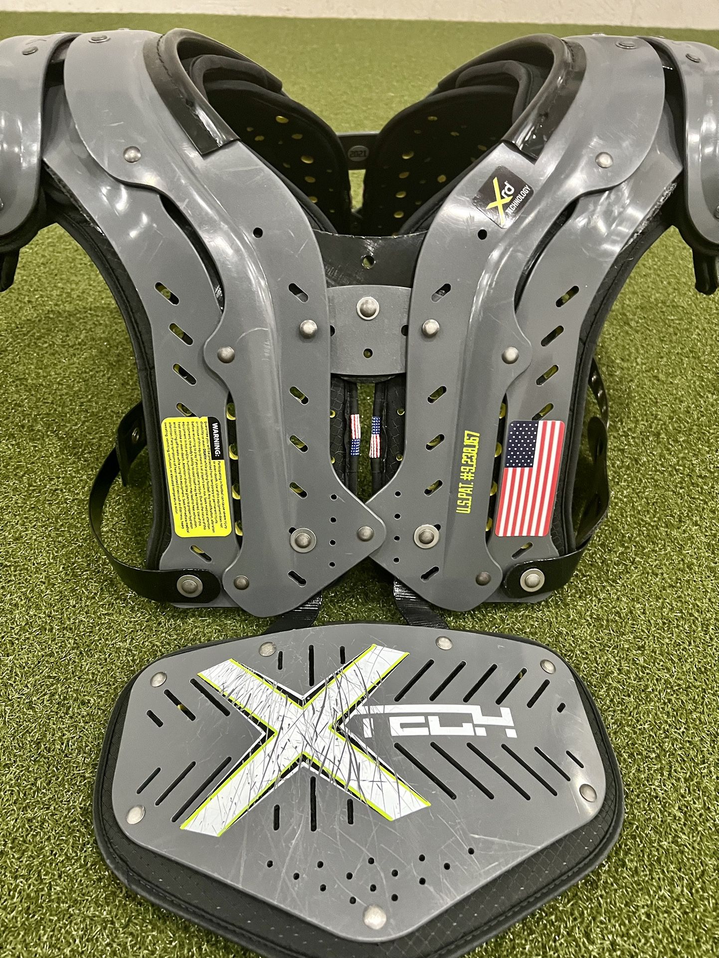 Xtech Football Shoulder Pads (Large 19”-20”) for Sale in Vancouver