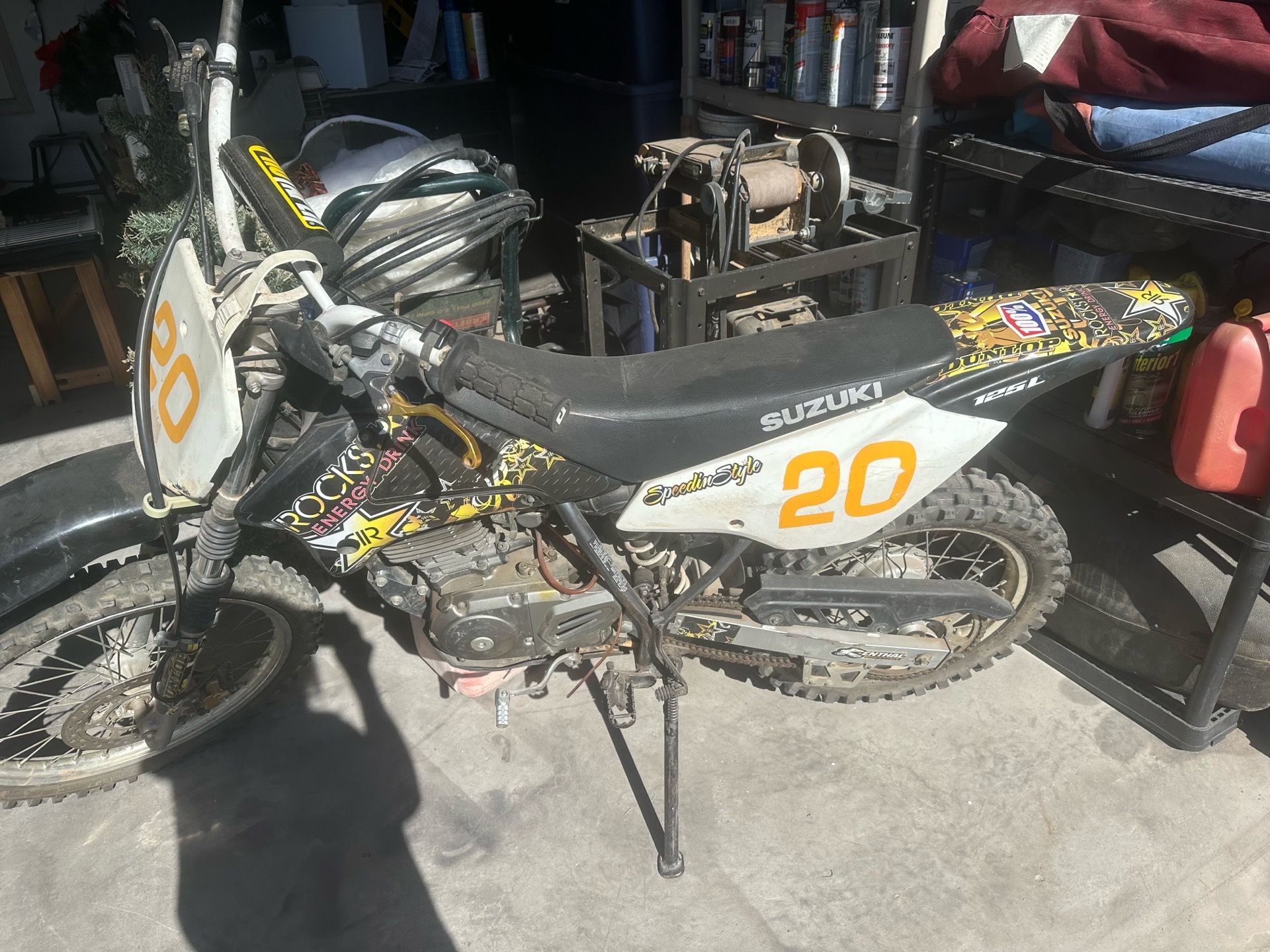 Suzuki MOTORBIKE