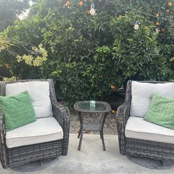 Swivel Patio Chairs & Table