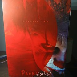 Pennywise Collectible Figure Hot Toys 