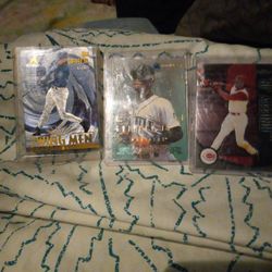 3 Ken Griffey Jr Cards