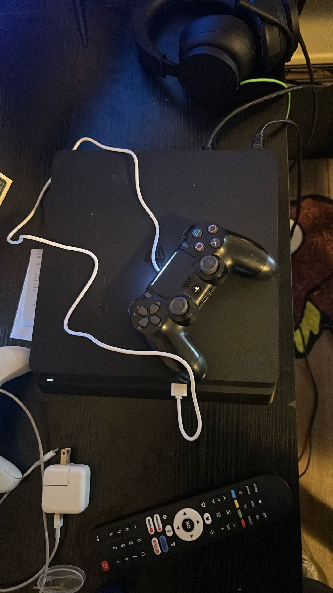 PS4 Slim 1TB